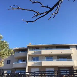 Aparthotel Orhideja, Cres