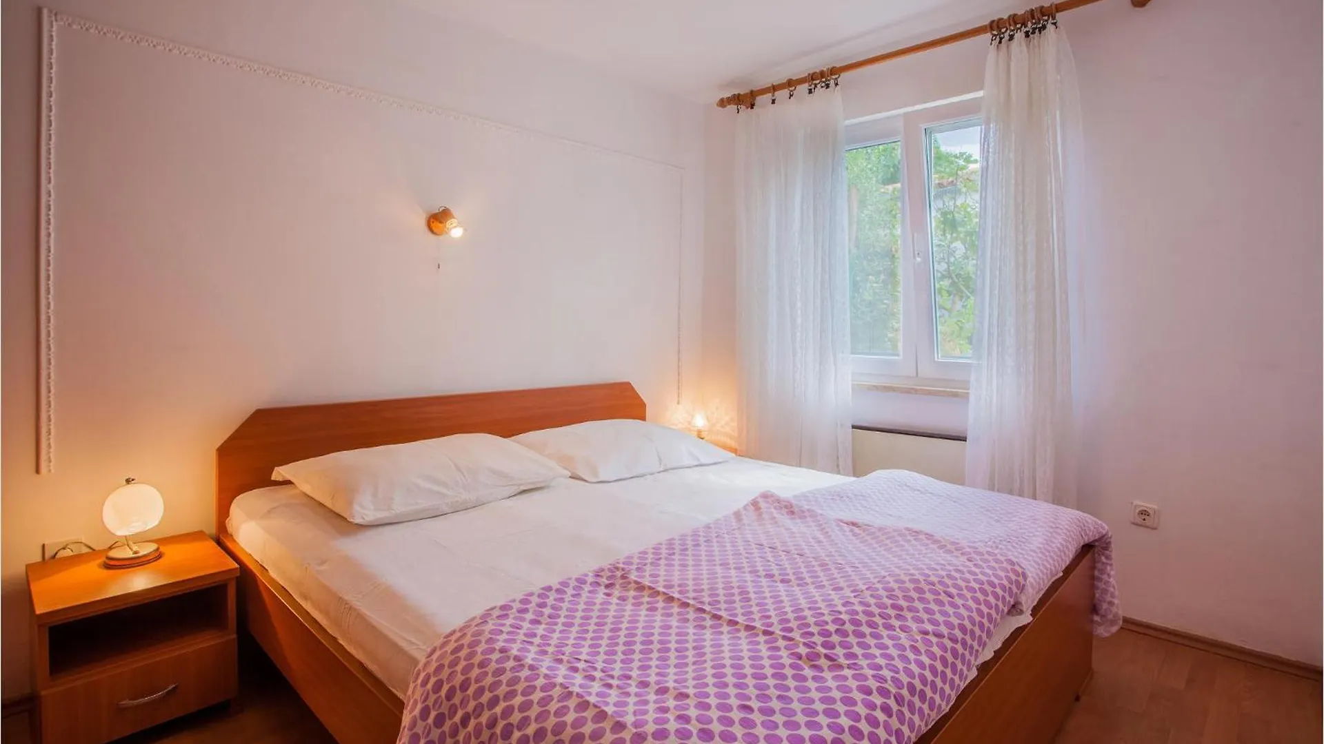 Gorgeous Apartment In Cres With Kitchen Croatia